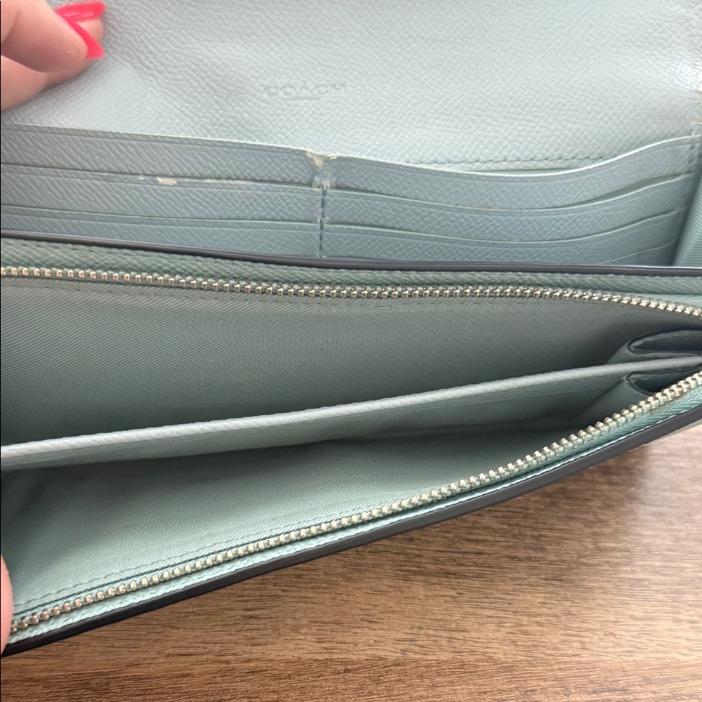 Coach Pebble Leather Continental Wallet - Picture 4 of 9